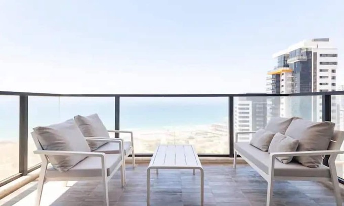 Bat Yam Apartamento | Luxury Apt Tower Best Sea View Bat Yam