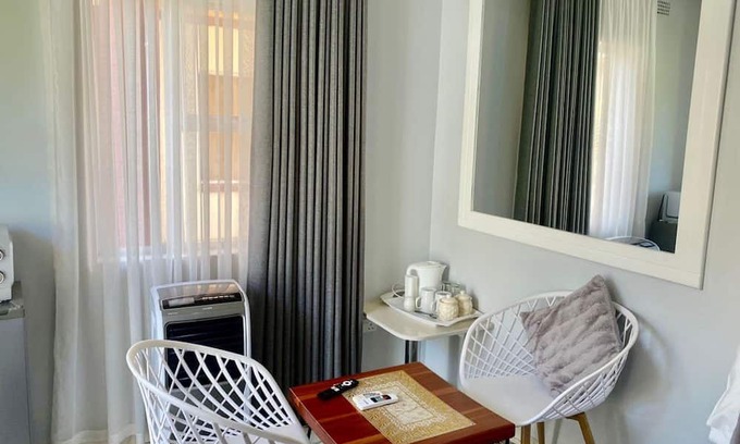Harare Apartamento | Studio Near Airport City Centre - 2317