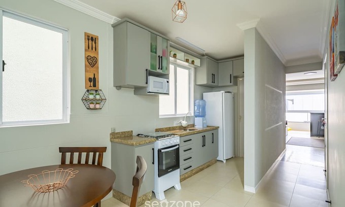 Itapema Apartamento | Apt 60m From sea - Meia Praia Itapema Obs0301
