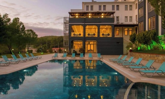 Kavaklidere Hotel | King Royal Palace salkım