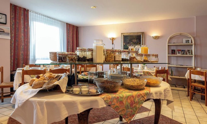 Korntal-Munchigan Cama Y Desayuno | enjoyHotel garni Korntal Stuttgart