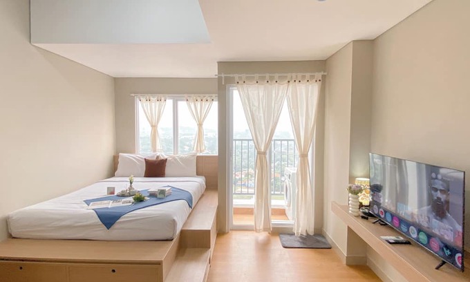 Kedungmanggu Apartamento | Modern Minimalist Studio Apartment Lrt City Sentul - Royal Sentul Park