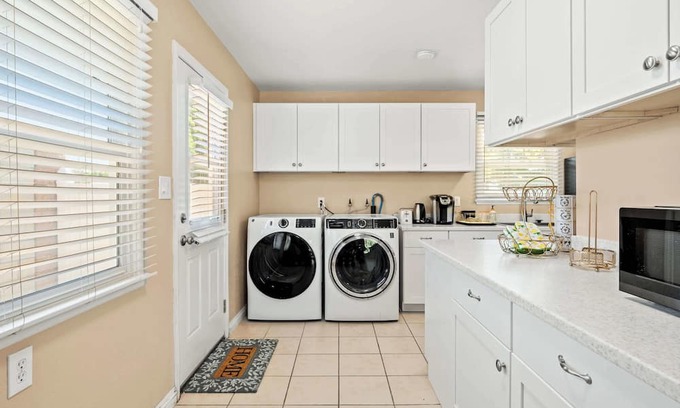 Upland Casa | Cozy Getaway Bright, Clean & Fully Equipped