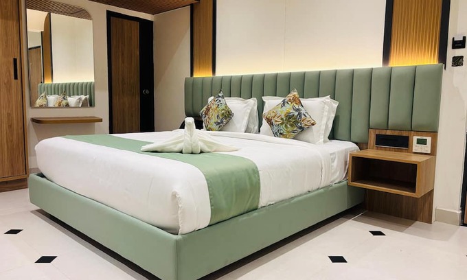 Mysore Hotel | Yuvraj Landmark