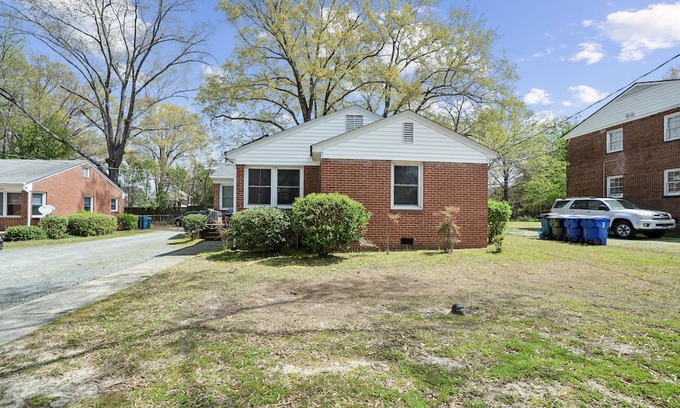 Durham Apartamento | Buchanan 2br At Duke East Campus 2 Bedroom Apts by Quantum Suites