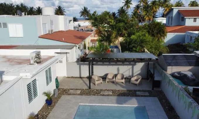 Rio Abajo Casa | Bright home by the beach with a pool - 4 bedrooms