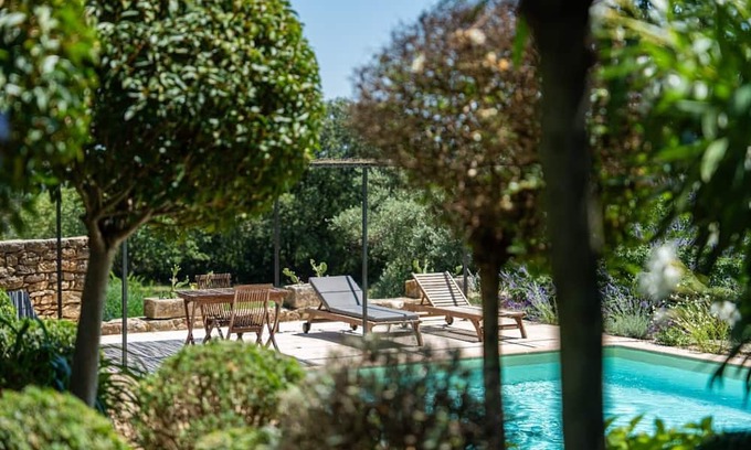 Montaren-et-Saint-Mediers Condominio | Mimosa Superb duplex gîte in the heart of an 18th-century sheepfold a stone's throw from Uzès