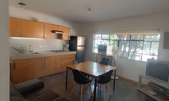 Venustiano Carranza Casa | House 3 levels CDMX, very bright, 7prs, ideal for groups.