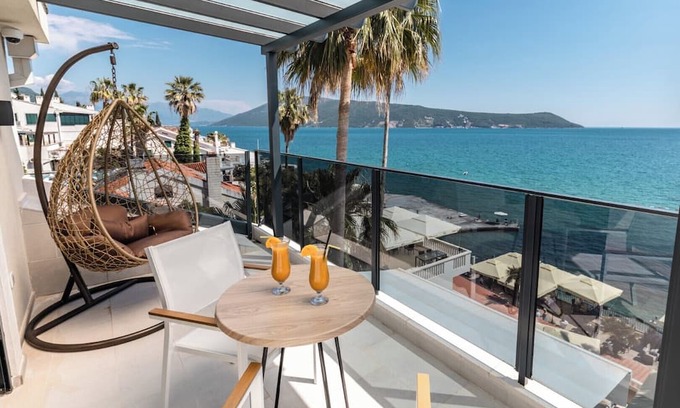 Herceg Novi Hotel | Hotel Vila Hedonija