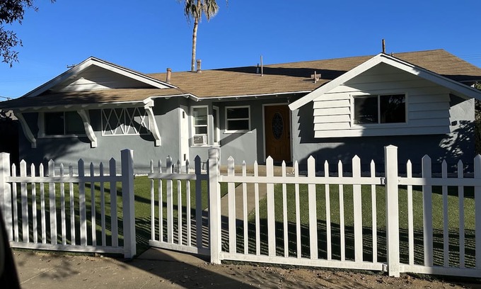 Placentia Casa | Near Disneyland. 4BR, 2BA, Newly Remodeled House