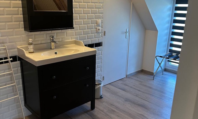Fontguenand Cama Y Desayuno | Guestroom Fontguenand, studio flat, 3 persons