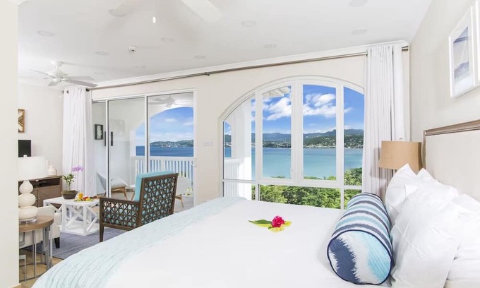 Morne Rouge Casa | Studio Suite, King at Mount Cinnamon, Sea Views, Refresh on Scenic Balcony