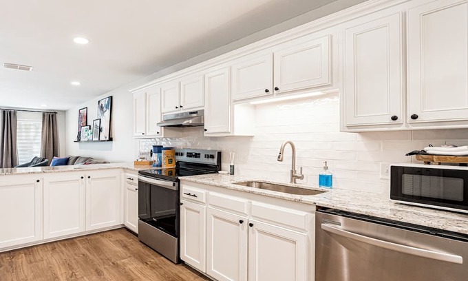 Highlands - Perkins Condominio | Urban Luxe Living at LSU Food Hub