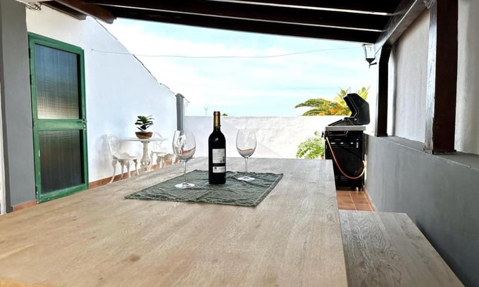 Alcala Complejo | 'La Tosquita' with Shared Terrace and Wi-Fi