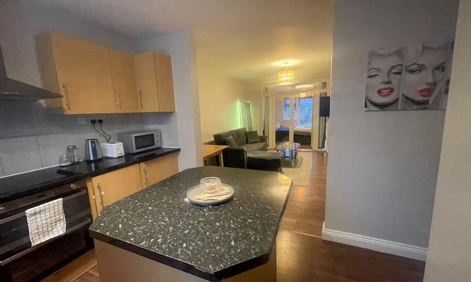 Perry Vale Apartamento | Charming Spacious Double Room in a Flat Pleasant Greater London with WiFi
