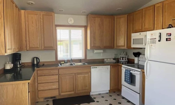 Sunland Estates Casa | Spacious Oasisnn
