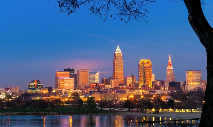 Downtown Cleveland Casa | 3 Convenient Rooms Near Rock and Roll Hall of Fame w/Plush Bedding