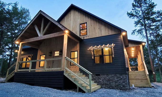 Drasco Cabina | Cedar Pointe Lodge