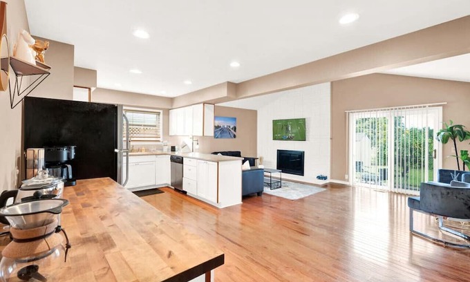 Sterling Heights Casa | Elegant 3BD Retreat in Sterling Heights