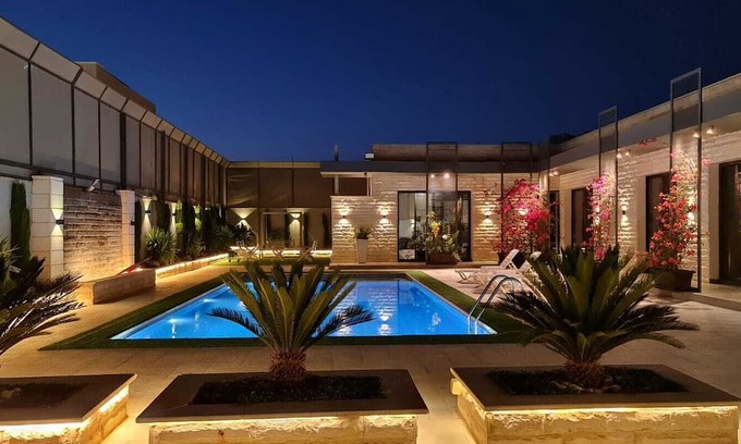 Al Rama Casa | Prime location, amenities & luxurious vibes