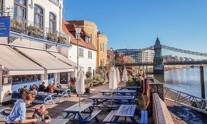 Hammersmith and Fulham Apartamento | Wonderful 3-bedroom apartment in Hammersmith, London. 5 mins to tube and Thames