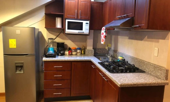 Cuenca Apartamento | Acogedor Depart. con WiFi en la encantadora Cuenca,2 habitaciones full amoblado