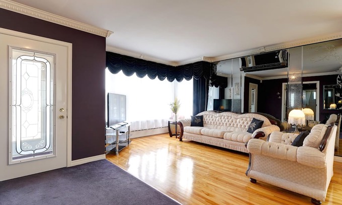 Laval-des-Rapides Casa | 4 Beds Entire House Free Wifi Two Parking