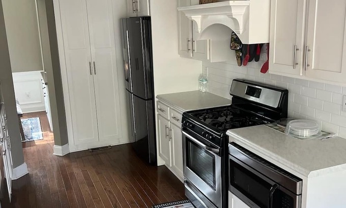 Dallas Casa | Charming 1-bedroom house in lovely Dallas with AC, WiFi