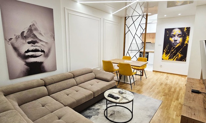 Novi Sad Apartamento | Charming 2-bedroom apartment in fabulous Novi Sad with WiFi, AC