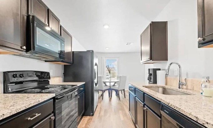 Lubbock Casa | Cozy Corner Retreat 3BR/2BA Short drive to TTU