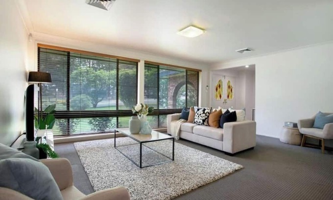 Kellyville Casa | Resort style living in the hills , Pool , Park and BBQ with great transport !