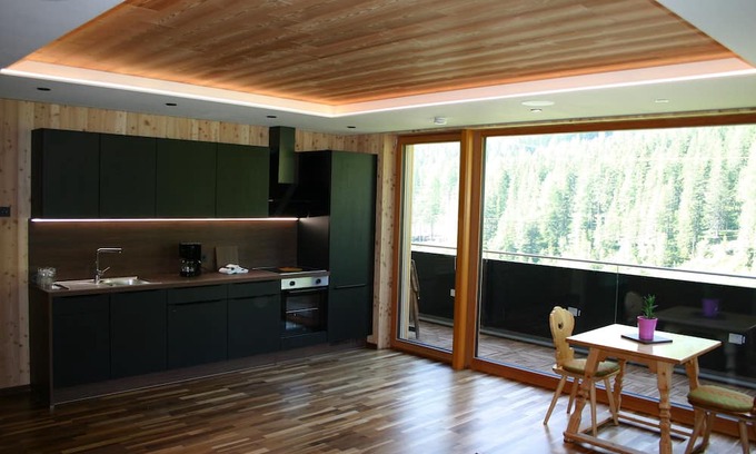 Stelvio Apartamento | Rumwaldhof Neue, Ruhige Ferienwohnungen mit Ausblick auf die Ortler Nordwand