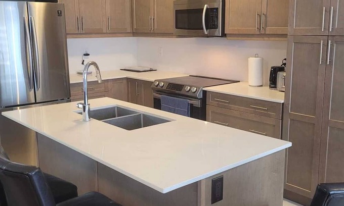 County of Brant Casa | Amazing COMFY One bedroom in Paris in a pretty and quiet place very close to 403
