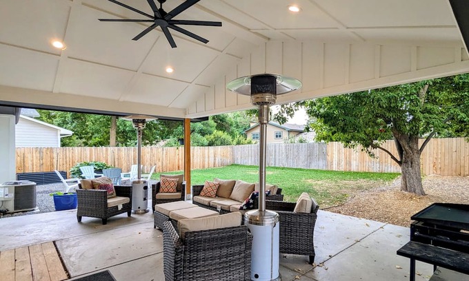 Fort Collins Casa | Spacious 5-bedroom house in fantastic Fort Collins with AC, WiFi
