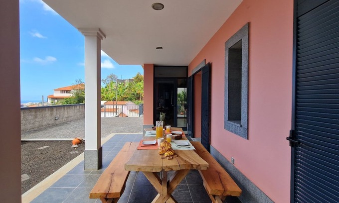 Sao Roque Casa | Mon Rêve Portugais by LovelyStay