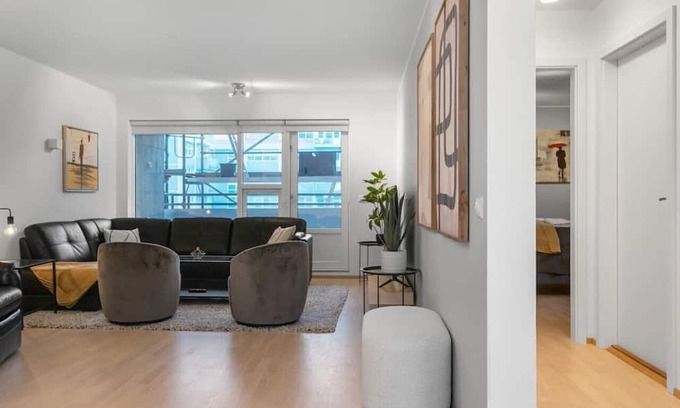 Downtown Apartamento | Charming Apartment w/ Free Parking + Netflix.