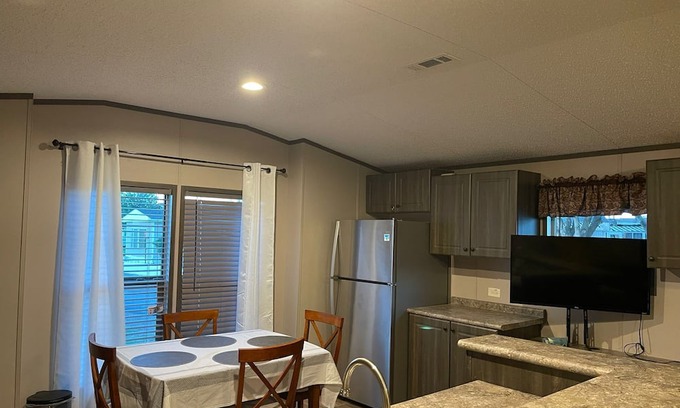 San Juan Casa | Cozy mobile home in lovely Alamo