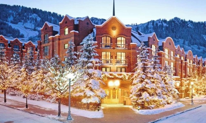 Aspen Complejo | The St. Regis Aspen Resort 3-bedroom most luxury Aspen resort..!!