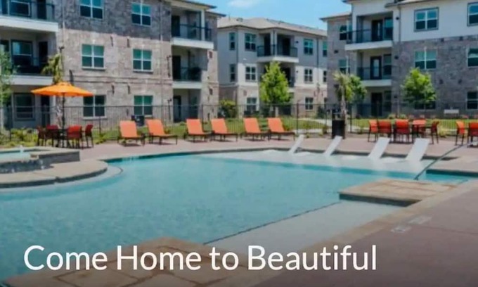 Texas City Apartamento | The LagoonSide LoungeAway w/Pool/Parking/WiFi Pkg