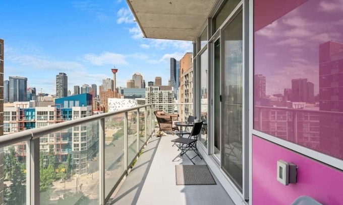East Village Condominio | East Village Corner Unit