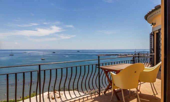 Porto Ercole Villa | Porto Ercole villa 'Torre Dei Pirati'. Sea front, private terraces, garden and balcony