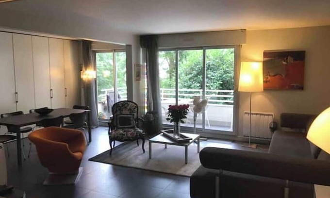 Billancourt–Rives de Seine Apartamento | Vrbo Property