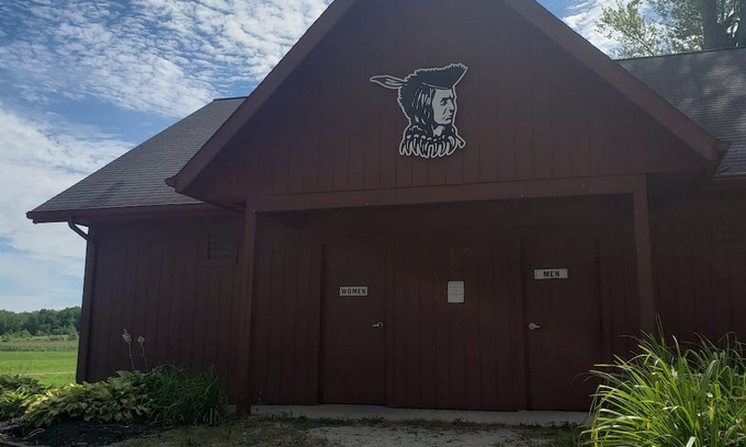Columbia City Alquiler De RV | Tranquil campground with WiFi in Columbia City