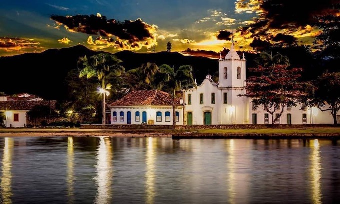 Historic Center Casa | LEH'S HOUSE SIMPLE ECONOMICAL AND CENTRAL IN THE BRAZILIAN VENICE PARATY