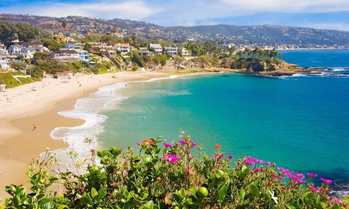 Aliso Viejo Condominio | Your Summer Retreat near Laguna Beach Sun & Fun rolled in One🚴‍♀️🏌️‍♂️🏊‍♂️🏄