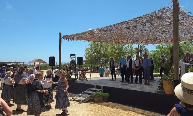Riumar Chalet De Esquí | Beautiful house 🏡 in the Ebro Delta Natural Park 🏞.