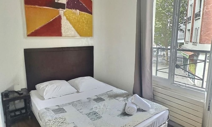 Porte de Clichy Hotel | HOTEL TINGIS