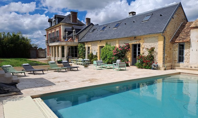 Saint-Pierre-la-Garenne Casa | Domaine St Pierre - Idylliq Collection