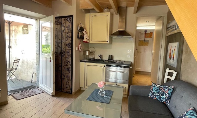 Landebaeron Casa | Holiday house Lannéven for 1 - 2 persons with 1 bedroom - Row house