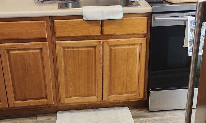 Lake Hopatcong Casa | Cozy 1-bedroom small house steps aways from restaurants and beautiful Lake view